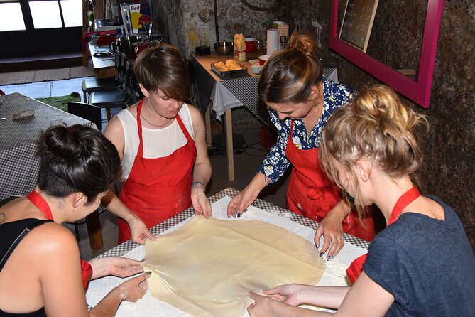 Apple Strudel & Prezel Cooking Class incl. Dinner & Music - What counts as dinner here