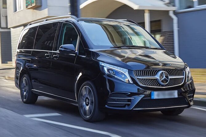Arrival Private Transfer from Vienna Airport VIE to Vienna City by Luxury Van - Key points to know before you book