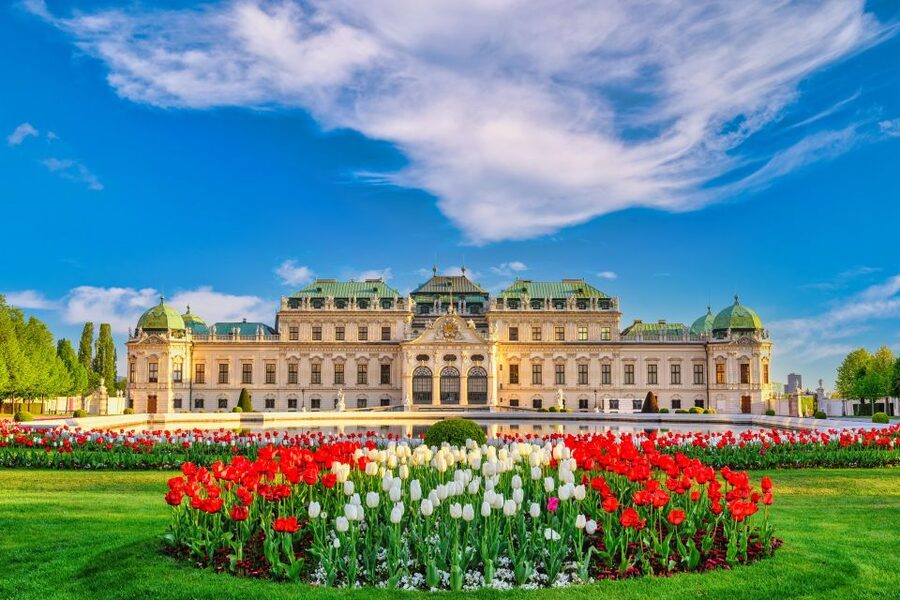 Belvedere Palace: Tour with Skip-the-Line/Transfer Options - Choosing between the two-hour tour options