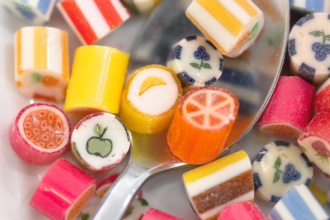 Best of Food Tour Vienna - A classic quick snack in the city center