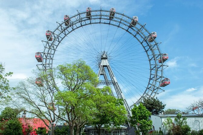 Best of Vienna Pass: Schönbrunn, Belvedere, Big Bus & Cruise - The Big Bus routes and what they actually cover