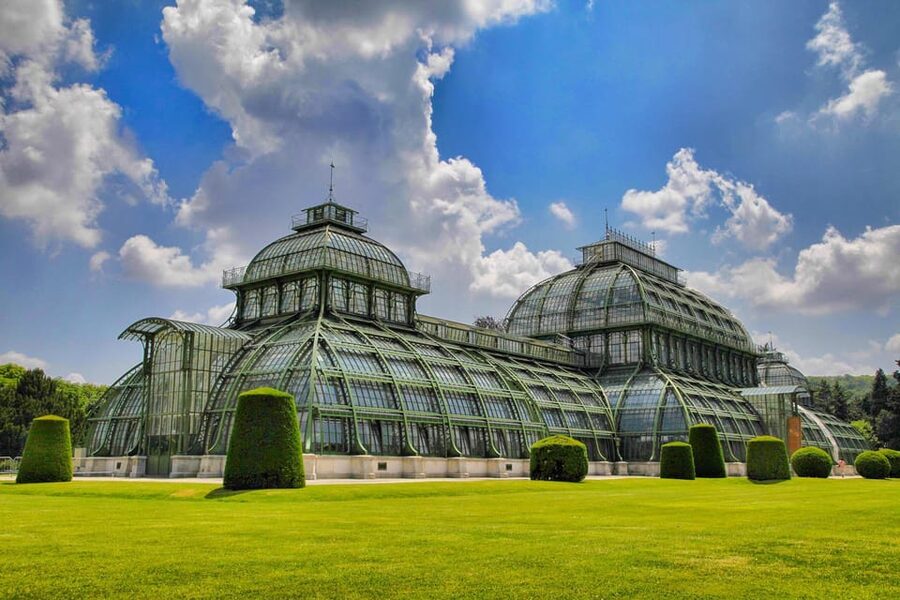 Best of Vienna: Private Walking Tour with a Local - Walking the Graben and Vienna’s grand center