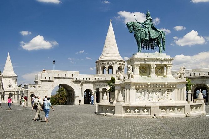 Budapest Private Day Trip from Vienna - Leaving Vienna at 7:30 in your own vehicle