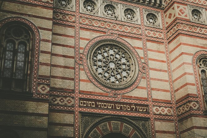 Budapest Unveiled Exclusive Day Tour - Shoes on the Danube Bank and a moment of silence