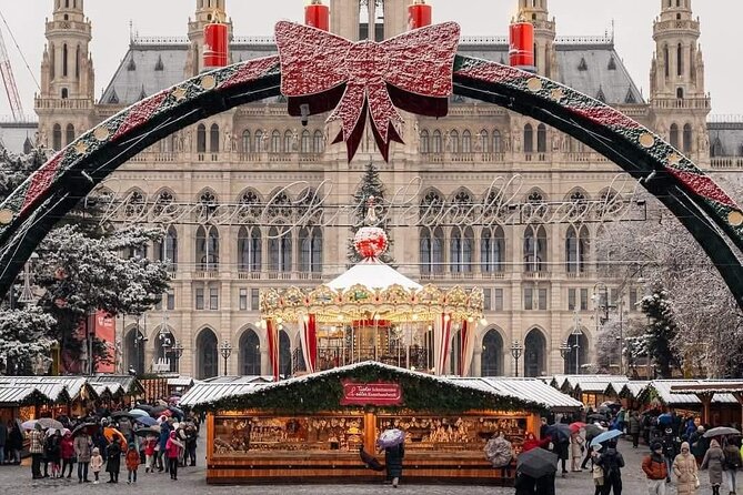 Christmas Markets & Shopping in Vienna - Starting at Hotel Sacher and the Original Cake