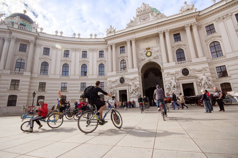Classic Vienna: 3-Hour Guided Bike Tour - Karlskirche and Karlsplatz