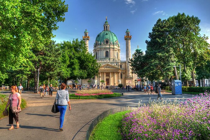 Classical concert Vivaldi 4 seasons in Karlskirche Vienna - A short concert that fits a Vienna evening