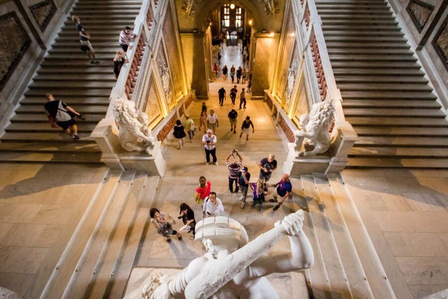 Combo Ticket: Kunsthistorisches Museum & Imperial Treasury - Two museums that explain Vienna from different angles
