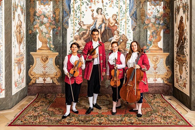 Concerts at Mozarthouse Vienna - Chamber Music concerts. - Entering the Deutschordenshaus and finding your seat
