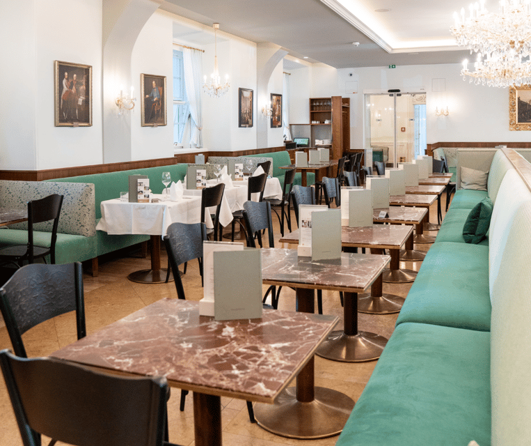 Culinary evening at the Gerstner K. u. K. Hofzuckerbäcker - Why the Apple Strudel and Coffee Matter
