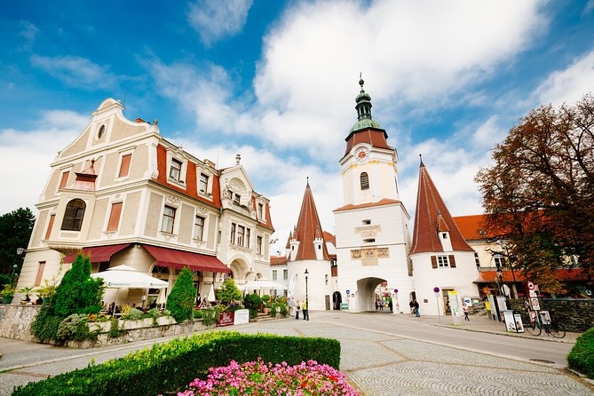 Danube Valley Day Trip from Vienna - What the $141.77 price really buys you
