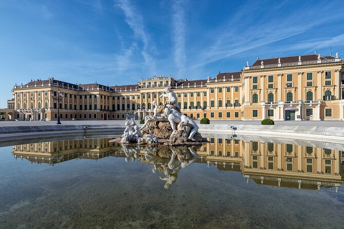 Exclusive Evening at Schönbrunn Palace: After-Hours Audiotour, Dinner, Concert - Entering Schönbrunn after the crowds leave