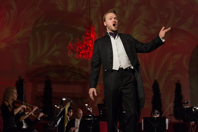 Exclusive Evening at Schönbrunn Palace: After-Hours Audiotour, Dinner, Concert - The imperial rooms and the self-guided audio tour