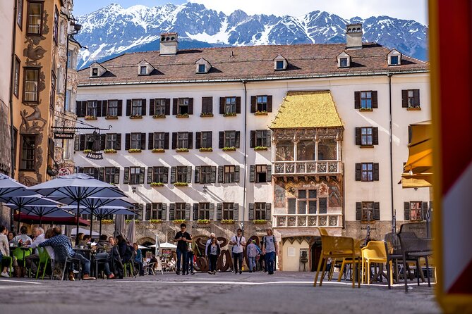 Explore Innsbruck in 60 minutes with a Local - Dom St. Jakob and Baroque detail