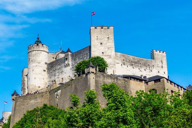 Explore Salzburg in 60 minutes with a Local - Mozart’s birthplace on Getreidegasse