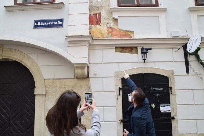 Explore the Hidden Gems of Vienna with CityRiddler - Basiliskenhaus and the creature beneath the city