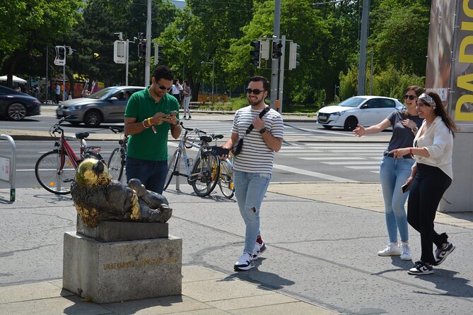 Explore the Hidden Gems of Vienna with CityRiddler - The Anker Clock and a moving civic story