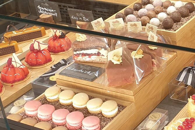 Food Tour : Culture & Culinary in Innsbruck's Old Town - Four Tastings Meet Innsbruck’s Imperial Center