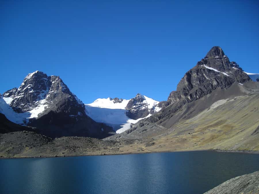 From La Paz: Condoriri Andes, Pico Austria Full Day Hiking - From La Paz to the Red Cable Car