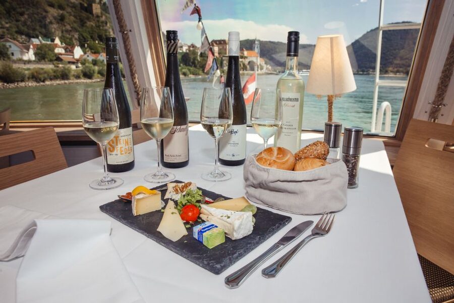 From Melk: 5-Hour Wachau River Cruise - Choosing your seat and handling the weather