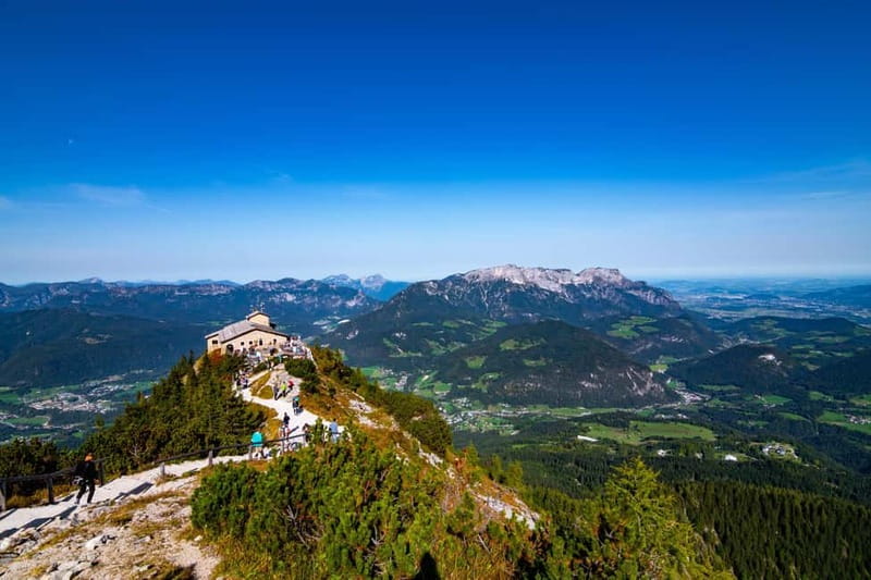 From Munich: Eagle's Nest, Königssee & Salzburg Private Tour - What the driver service really adds