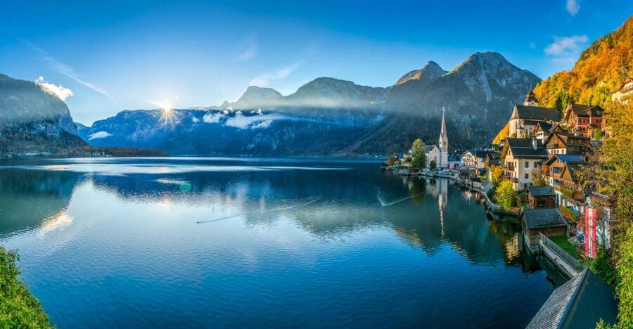From Salzburg: Private Tour of Hallstatt - Fuschlsee and Schloss Fuschl set the tone