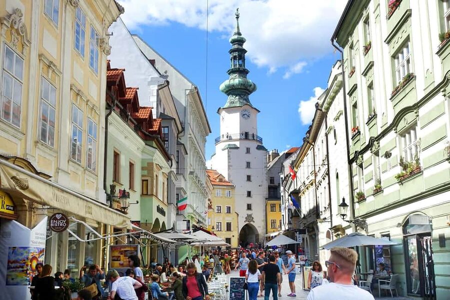 From Vienna: Bratislava City Tour with Food Options - Should you book the Vienna to Bratislava day trip?
