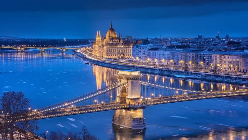 From Vienna: Budapest Group Day Trip - Castle Hill, Fisherman’s Bastion, and old café character