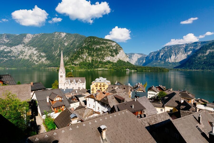 From Vienna: Full Day Trip to Hallstatt and Salzkammergut - The first rest stop and the road west