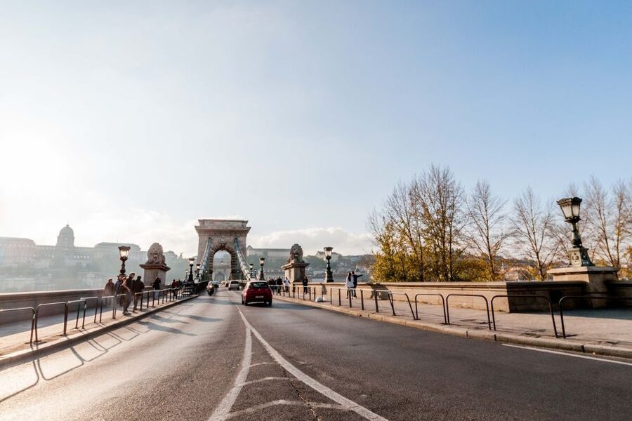 From Vienna: Guided Day Trip to Budapest - Why Budapest works as a day trip from Vienna