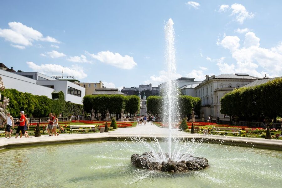 From Vienna: Guided Day Trip to Salzburg - Practical details that make the day easier