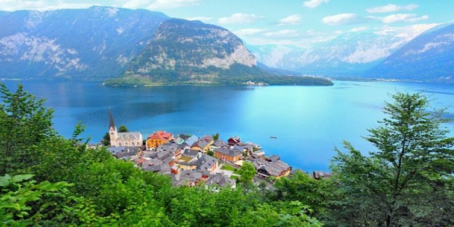 From Vienna: Melk, Salzburg, and Hallstatt Private Tour - Hallstatt and the Skydeck above town