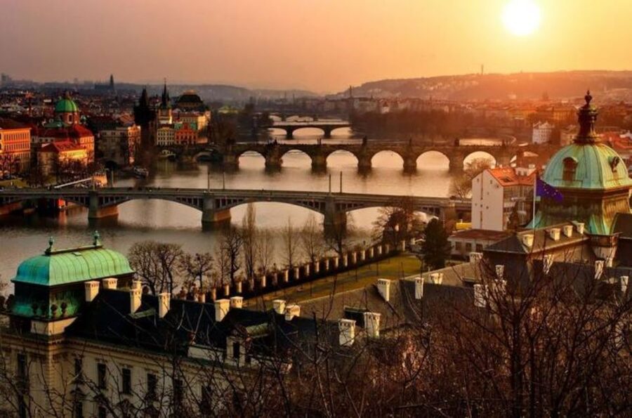 From Vienna: Prague Small-Group Guided Day Tour - Prague begins at Wenceslas Square