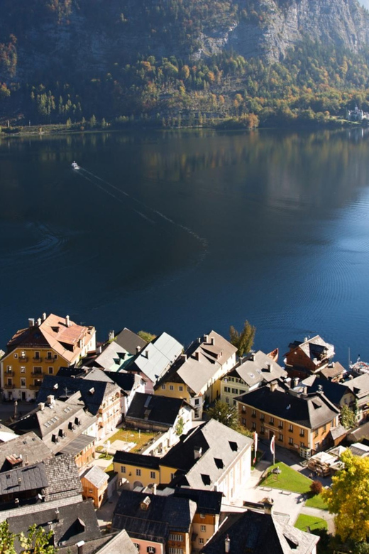 From Vienna: Private Hallstatt Day Tour - Five hours to find your own Hallstatt