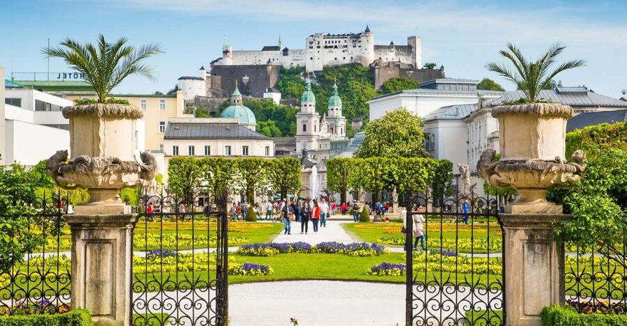 From Vienna: Salzburg Small-Group Day Trip - Mondsee and St. Michael Basilica
