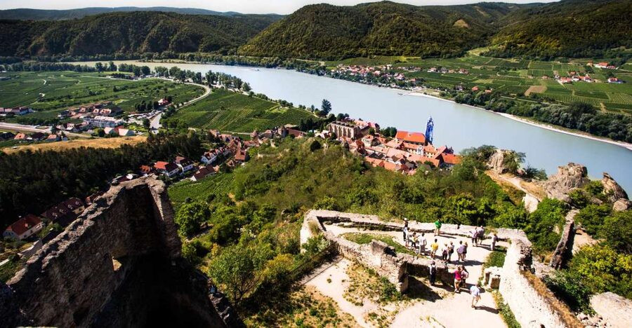 From Vienna: Wachau Valley Day Tour with Wine Tasting - Key points to know before booking