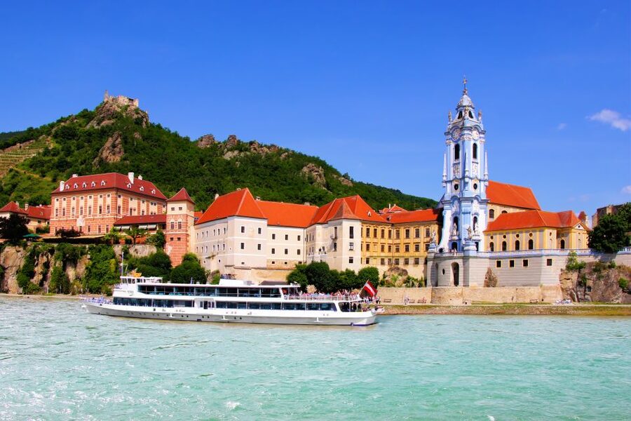 From Vienna: Wachau Valley Day Tour with Wine Tasting - Is $234 a fair price?