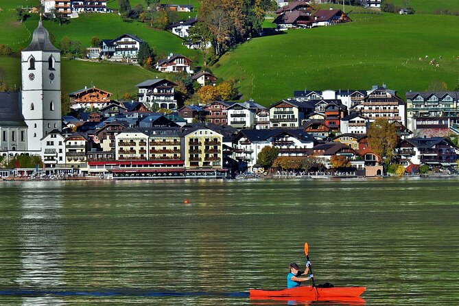 Full-Day Minivan Tour From Salzburg to Hallstatt with 5 Fingers,Lakes&Mountains - The return route through ski country and salt-mining history