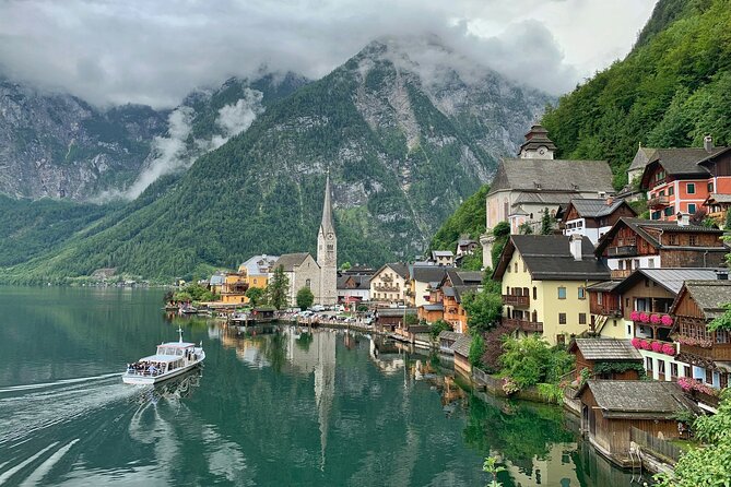 Full Day Tour from Vienna to Wachau, Melk, Hallstatt and Salzburg - What the $44 price really buys you