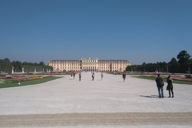 Full-Day Vienna Private Tour from Prague - What the private format really gives you