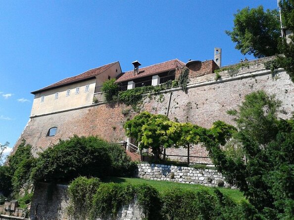 Fun & mobile scavenger hunt through Graz - Key points to know before you book
