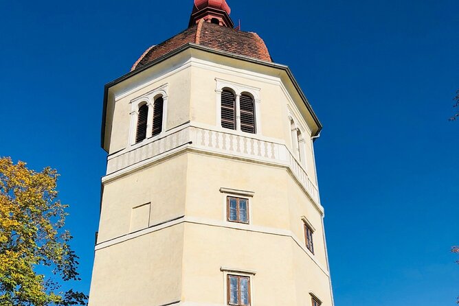 Fun & mobile scavenger hunt through Graz - Schlossberg and the Uhrturm
