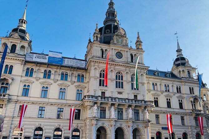 Fun & mobile scavenger hunt through Graz - Jakominiplatz and the final stretch