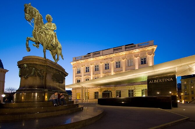 Fun & mobile scavenger hunt through Vienna - A playful way to see central Vienna