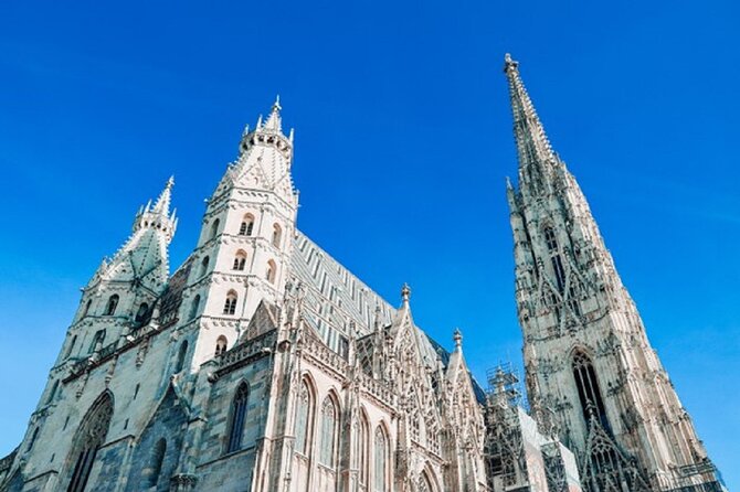 Fun & mobile scavenger hunt through Vienna - Albertina: the first major art stop