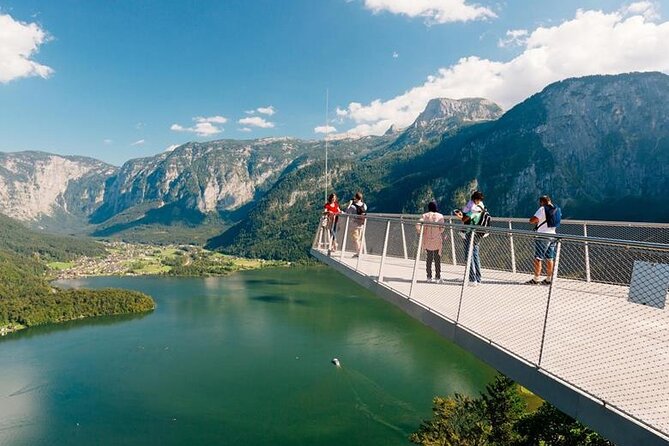 Guided excursion to Hallstatt in the Salzkammergut from Vienna - Mondsee: the first real stop