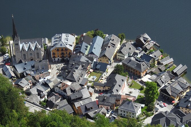Hallstatt and Salt Mines Small-Group Tour from Salzburg - Fuschlsee and St. Gilgen: an attractive start