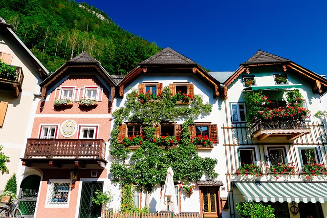 Hallstatt Day Trip from Vienna - The 40-minute walk through Hallstatt