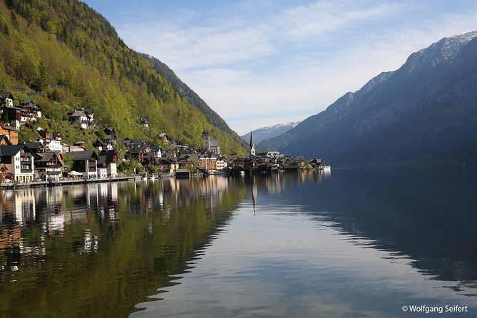 Hallstatt Half-Day Tour from Salzburg - Lake Hallstatt and the lakeside walk