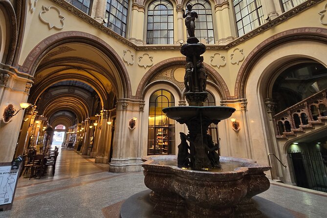 Highlights of Vienna in a Historical & Cultural 3h Walking Tour - Ending at Hotel Sacher and the Vienna State Opera